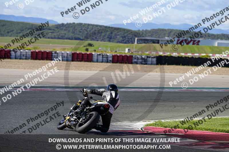 Circuito de Navarra;Spain;event digital images;motorbikes;no limits;peter wileman photography;trackday;trackday digital images